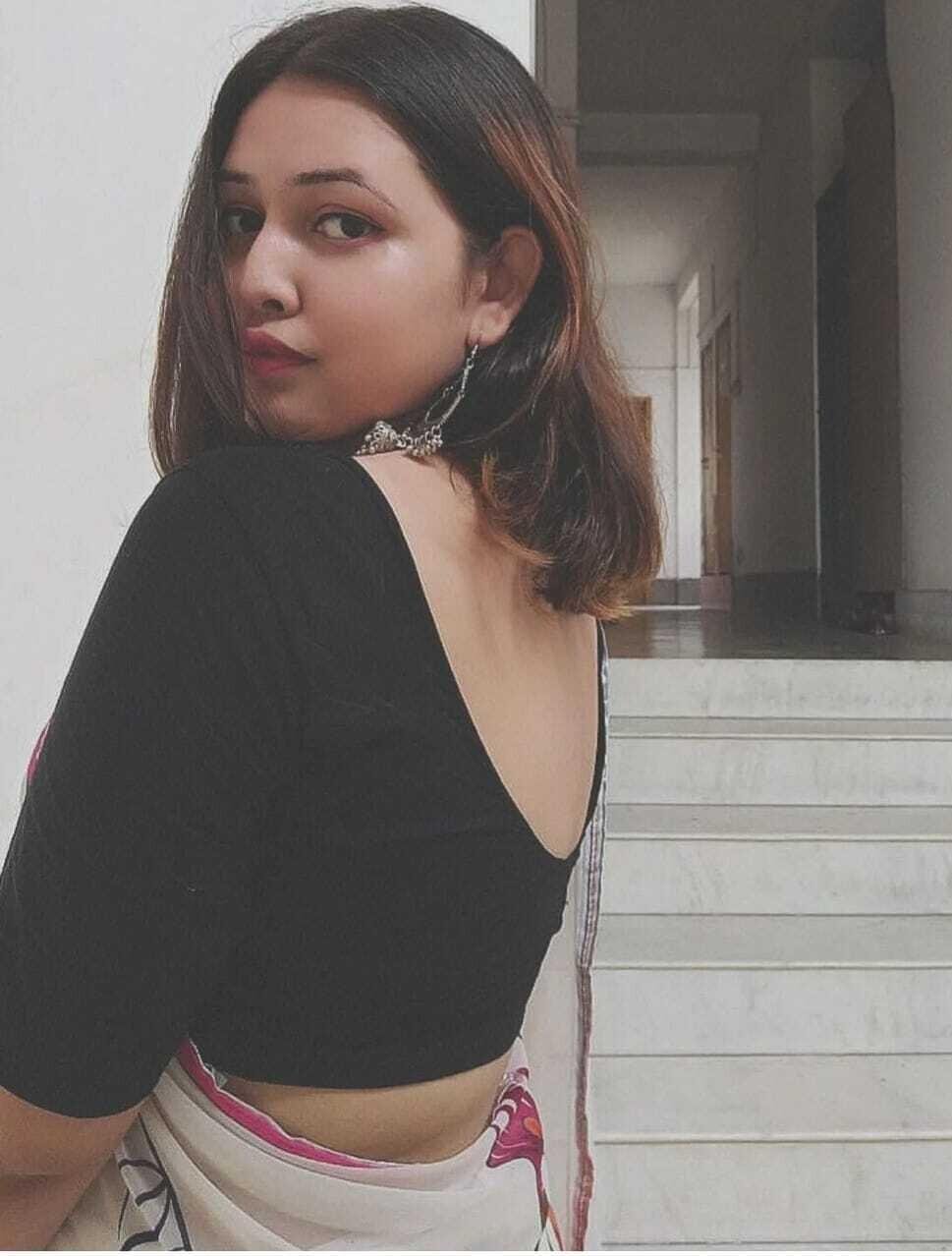 best Karol Bagh call girl