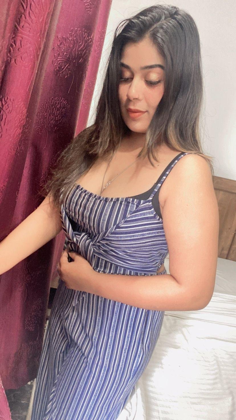  call girls service in Karol Bagh